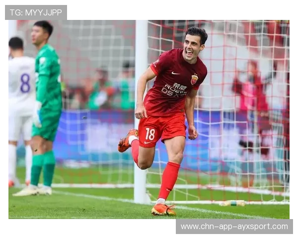 上海海港扣5分，武磊单刀球处理依旧稳健
